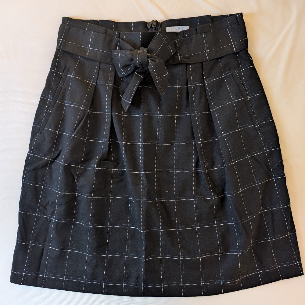 H&M Black Checkered A-Line Skirt